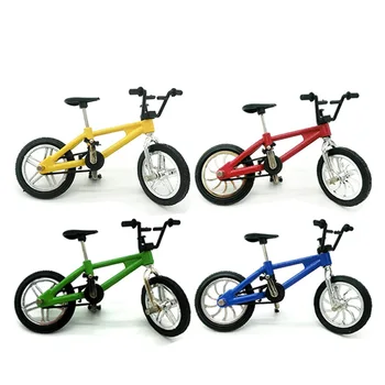 Мини-игрушечный велосипед для пальцев из сплава, модель велосипеда с запасным колесом, креативные украшения, Декоративные игрушки, забавные подарки