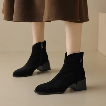 НОВЫЕ осенние женские ботинки с круглым носком, женские ботинки на толстом каблуке, обувь из овечьей замши для женщин, черные ботинки из лакированной кожи для женщин
