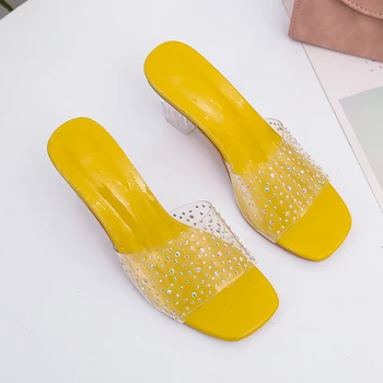 Новые летние тапочки на толстом каблуке 2022, женские прозрачные шлепанцы со стразами, модные и удобные туфли на высоком каблуке