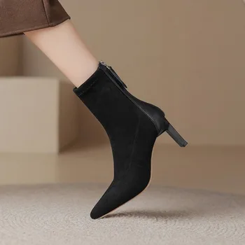 Женские ботинки на высоком каблуке, новинка 2023 года, осенне-зимние сапоги на среднем каблуке, стрейчевые тонкие сапоги с острым носком, женские ботинки с носком.
