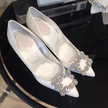 2023 Женские туфли на высоком каблуке с квадратной пряжкой и бриллиантами, красные свадебные туфли, атласные белые свадебные туфли, большие женские туфли-лодочки 43 размера.