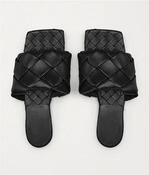 Черные плетеные женские тапочки на плоской подошве с квадратным носком, Лето 2023, Белые тканые сандалии с открытым носком, Модная роскошная женская обувь