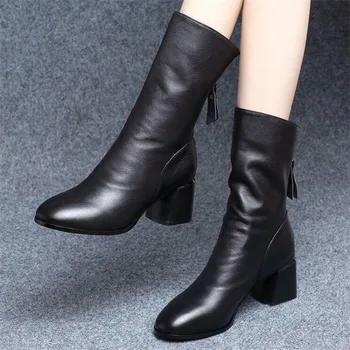 Женская обувь 2023 года, роскошные женские кожаные ботинки, массивная зимняя обувь, ботильоны на платформе, дизайнерский толстый каблук