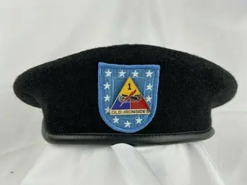 . Берет пехотного полка армии США, 1-я бронетанковая дивизия, Старая шляпа с эмблемой 