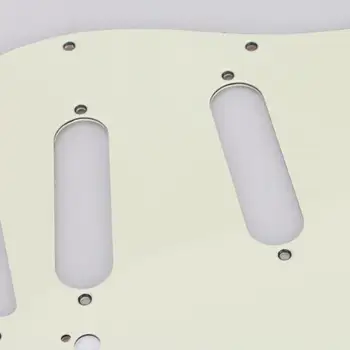 Накладка с 11 отверстиями для электрогитары ocaster