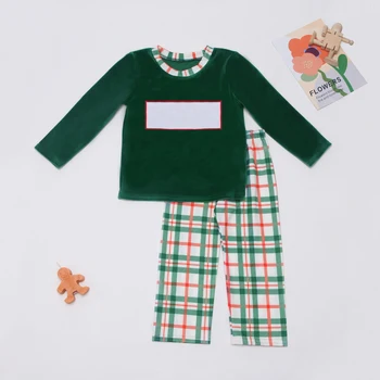 Рождественские комплекты для мальчиков с вышивкой по индивидуальному заказу из двух предметов из велнета с длинными рукавами и брюками, зеленые банты чистого цвета